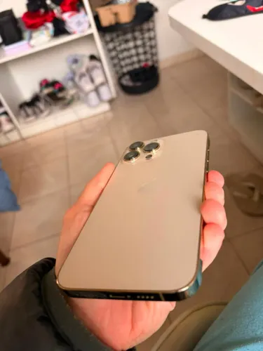 Iphone 13 Pro Max Dourado