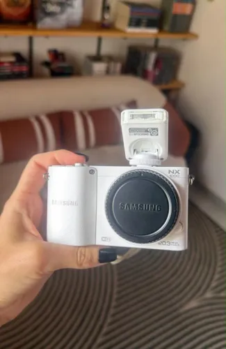 Canon nx1000