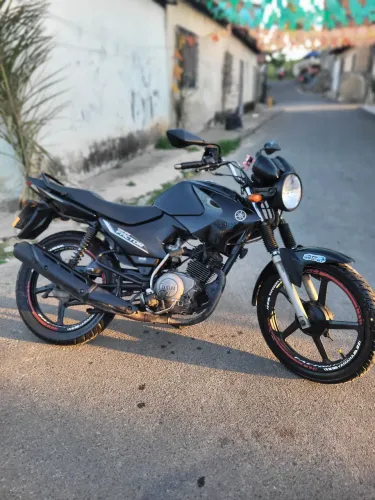 Moto factor 125 Yamaha 