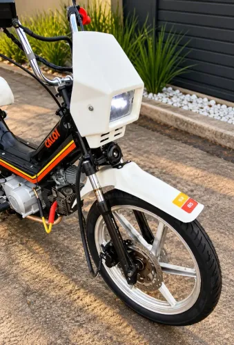 Mobilete 4 tempos Honda que a Caloi não fez