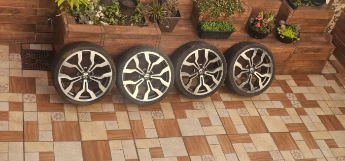 ? TROCO RODAS VW ARO 19 ?