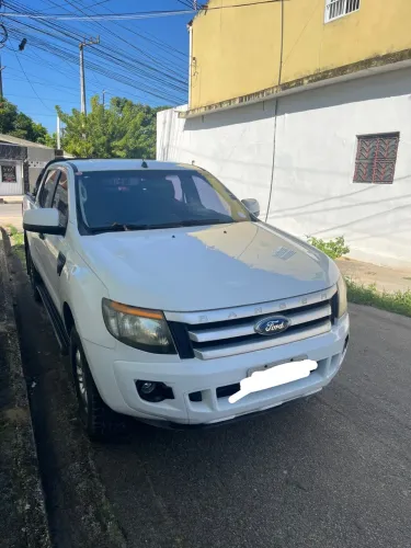Ford Ranger XLS 2.5 16V 4X2 CD Flex 2013