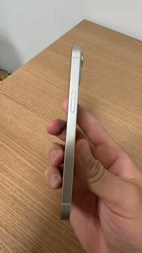 iPhone 13 Sem marca de uso, seis meses de uso bateria 100%