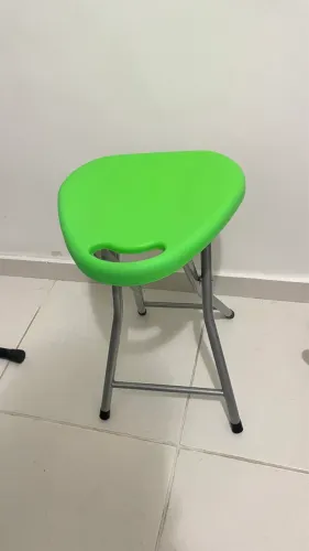 Título: Banqueta Dobrável Portátil Verde - Estado de Nova!