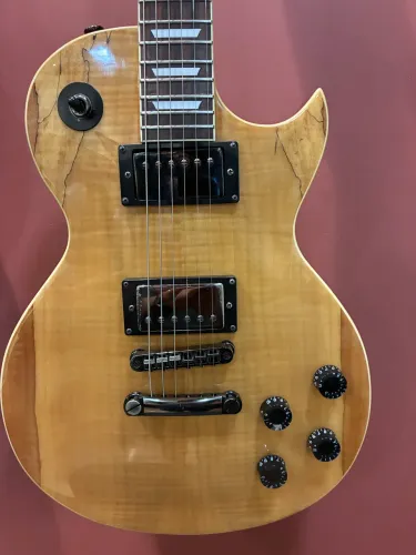 Guitarra Hurricane LP