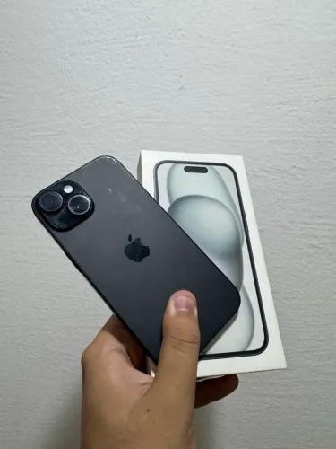 iPhone 15 Preto - 256 GB