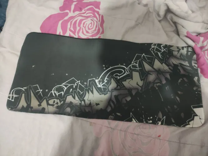 mouse pad gamer semi-novo