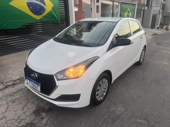 Hyundai HB20 Unique 1.0 Flex 12V Mec. 2019