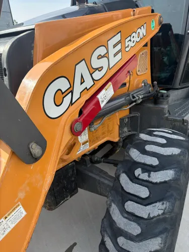 Retroescavadeira case 580n 2019