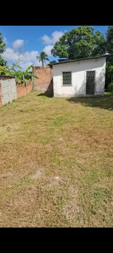 Casa com terreno