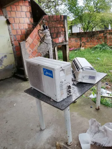 Vendo 1 ar condicionado 7500 quente e frio 700 reais * boa vista