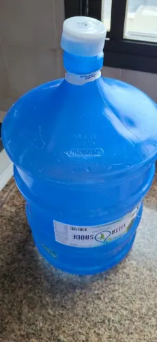Vendo galão de água 20lts (vazio)