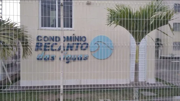 Alugo Apartamento condomínio recanto das aguas Tomba  rua libra Bloco 14 