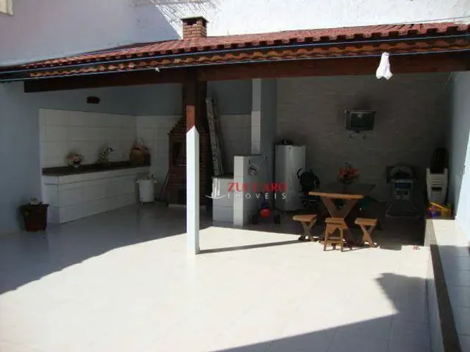 Sobrado, 230 m² - venda por R$ 1.300.000,00 ou aluguel por R$ 5.679,99/mês - Vila Rosália