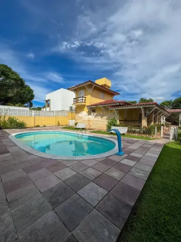 CASA EM CONDOMÍNIO CÓD.85