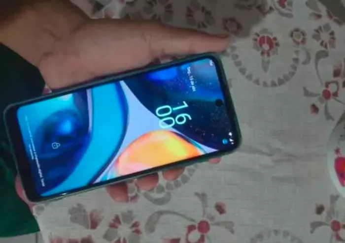 Moto g22 