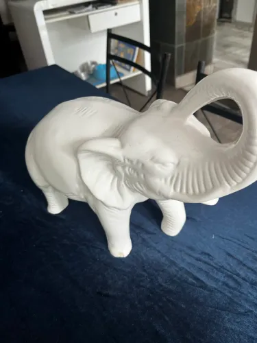Elefante de louça, branco 