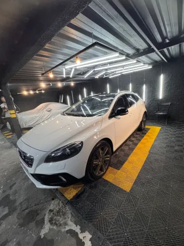 Volvo V40 T-5 Cross Country 2.0 AWD Aut. 2014