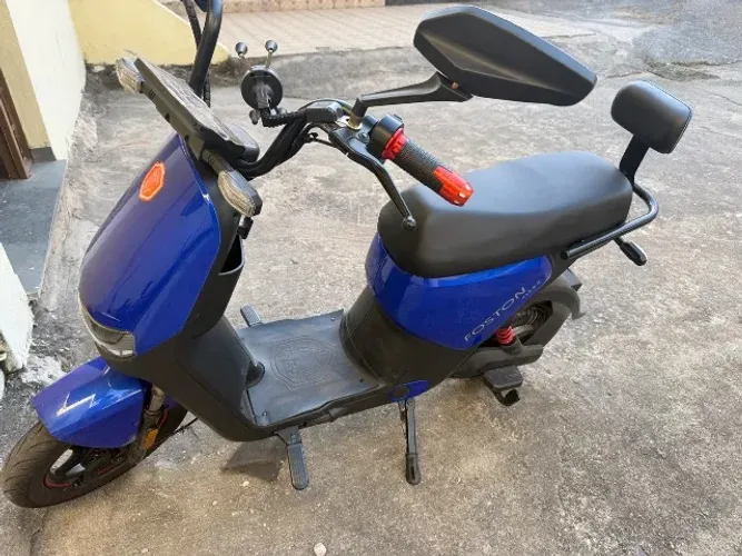 Scooter elétrica