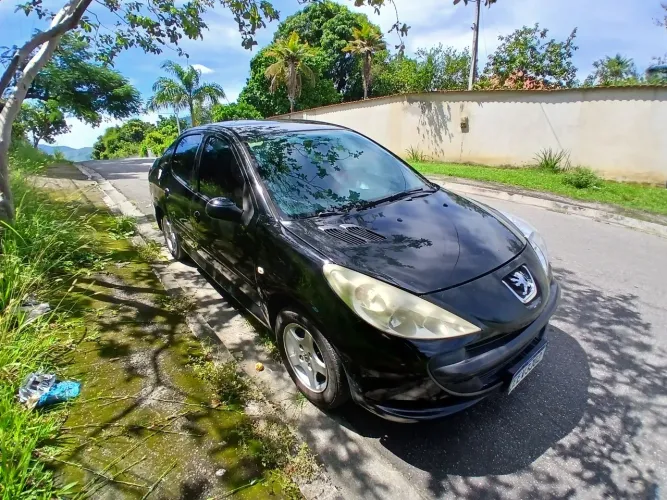 Peugeot 207 Sed. Passion XR Sport 1.4 Flex 8V 4P 2009