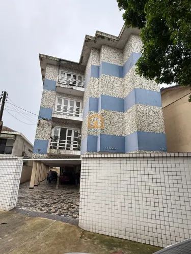 Apartamento 02 dormitórios para alugar no bairro Aparecida - Santos/SP