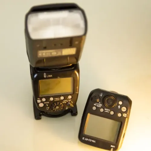 Kit Flash Yongnuo YN600EX-RT + Rádio YN-E3-RT II | Canon + Acessórios