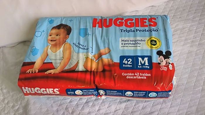 Huggies tripla proteção M 42 unidades! <br>30,00<br><br>Tenho 3 pacotes