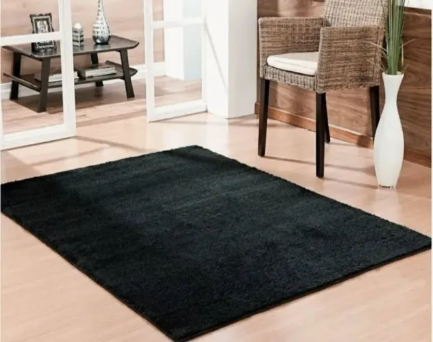 Tapete Prata Têxtil, modelo Apolo, na cor preta e medida 2,00m x 2,50m.<br>