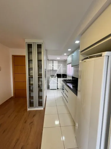 Aluguel - Apartamentos - 2 dormitórios - - Caxias do Sul - RS
