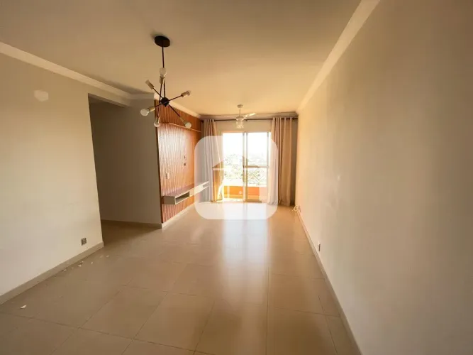 Apartamento para locação no bairro Martins