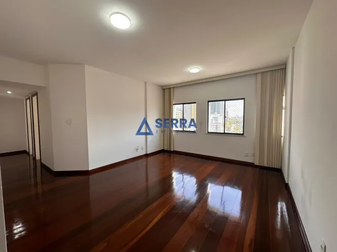 CAMINHO DAS ÁRVORES | 110m² | 3 QUARTOS | 2 SUÍTES | 2 VAGAS SOLTAS | NASCENTE | ANDAR ALT