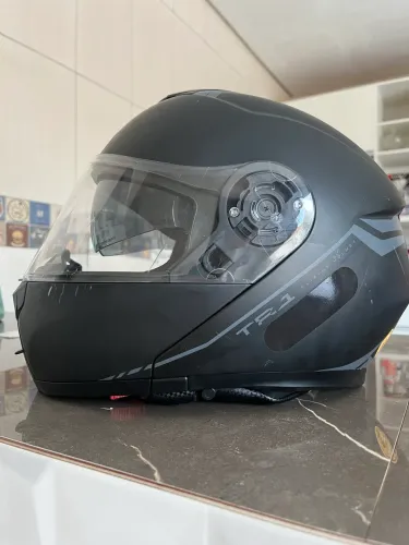 Capacete Escamoteável PEELS TR1