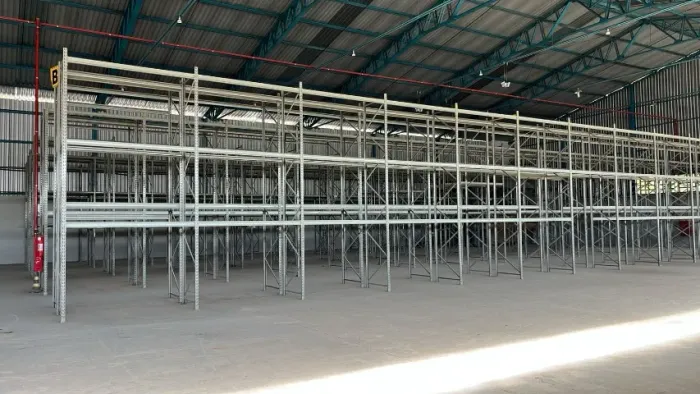 PORTA PALETES DA MARCA ISMA