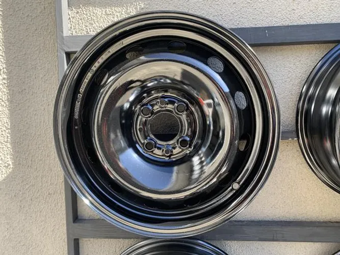 Roda Fiat Aro 15 Fiat - Usada - Roda de Ferro 15 Fiat Furação 4x98 - Valor Unitário