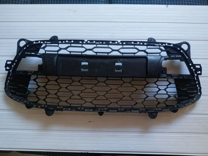 Grade Parachoque Dianteiro Frontal Citroën C3 2013 2014 2015 2016 2017 2018 Detalhe