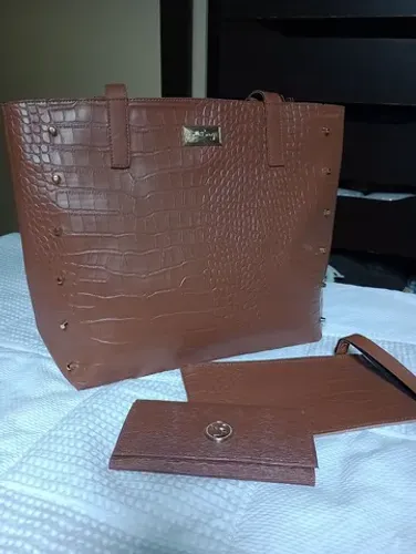 Bolsa+nécessaire e carteira 