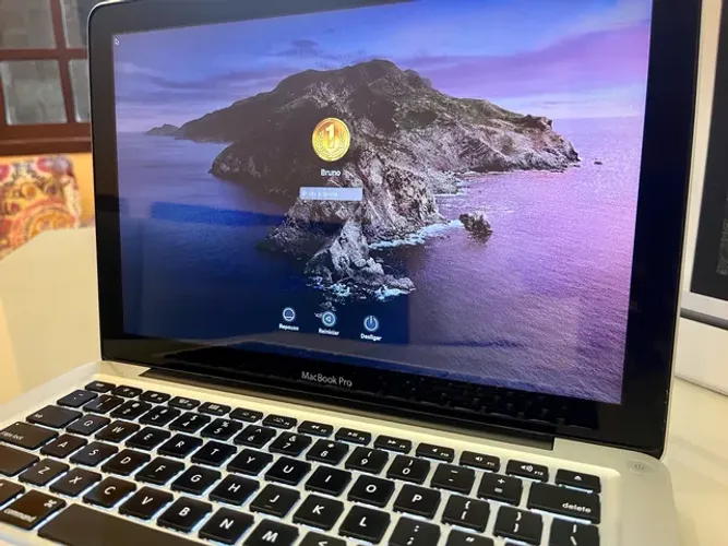 MacBook Pro 480gb + 16gb