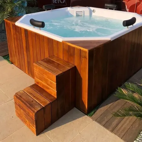 Spa 8 lugares com Deck Madeira super completo (Jacuzzi, banheiras e ofurô )