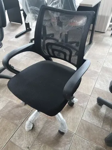 Cadeira giratória Tela - Nova