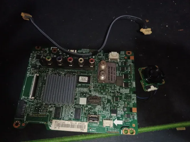Placa principal tv Samsung un32fh4205g