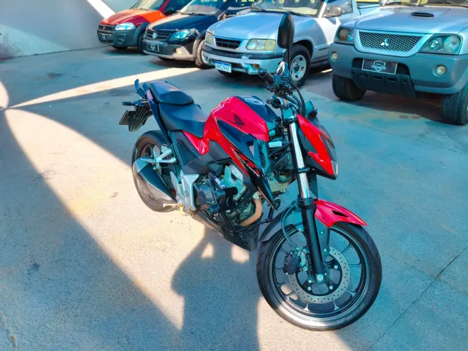 HONDA CB300F TWISTER 2023