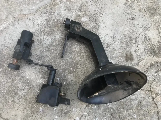 Base e articulação completa de ventilador de parede Ventisilva