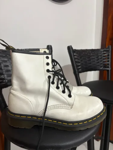 Coturno Dr. Martens Original