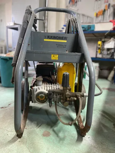 Lavadoura karcher 10/18