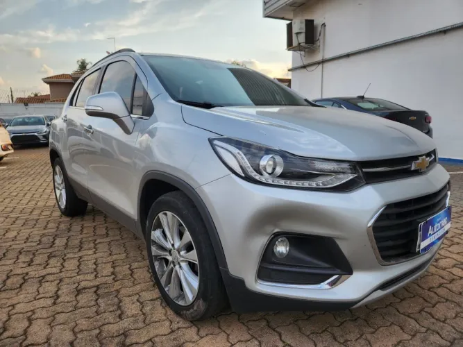 Tracker Premier 2018 teto solar 