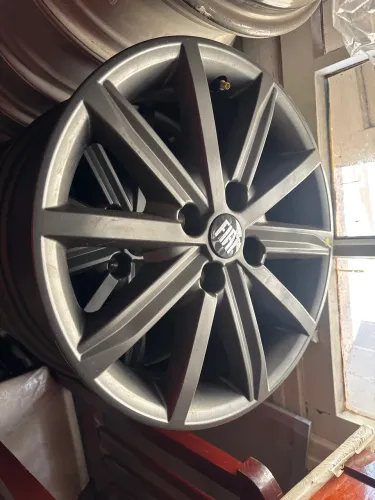 Roda Fiat Chronos aro 15 original unidade avulsa consulte o jogo