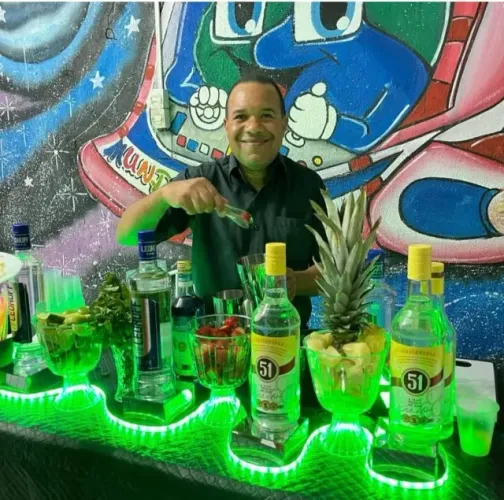 OPEN BAR E BARMAN 