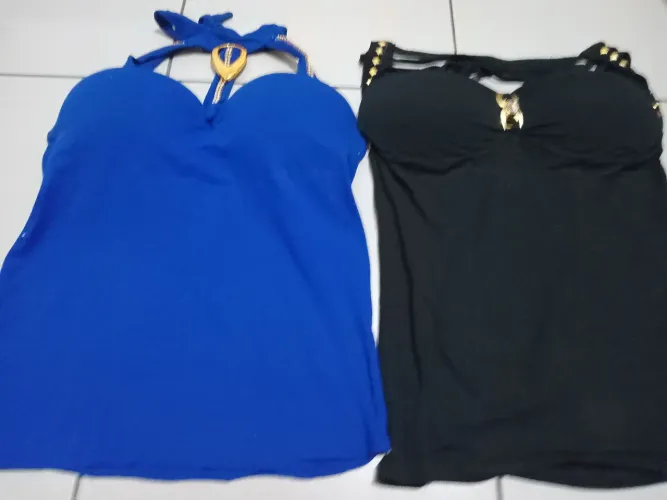 Kit 2 Blusas com Detalhes Dourados