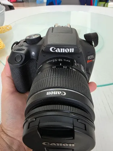 Câmera Fotográfica Profissional Canon EOS Rebel T6 + Lente 18-55mm + Carregador + Bolsa 