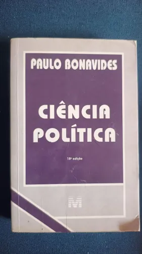 Livro . Ciências Políticas. Usados. Entrego.